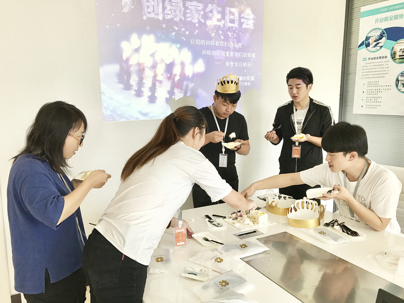 【10月生日會】我們的創(chuàng)綠家溫暖、開心，還有傳承！