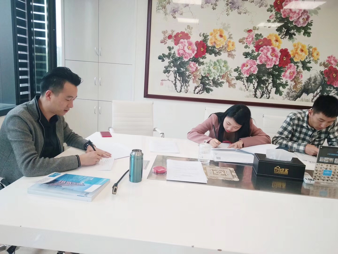 熱烈祝賀錢總簽約創綠家浙江省縣級市代理！