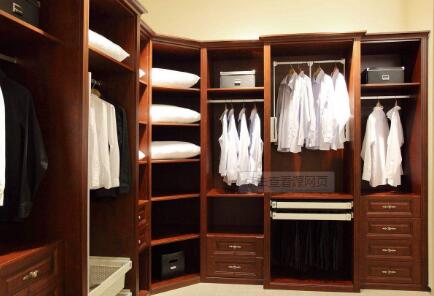 入住新房總生怪?。坎∫蛟谀睦?？