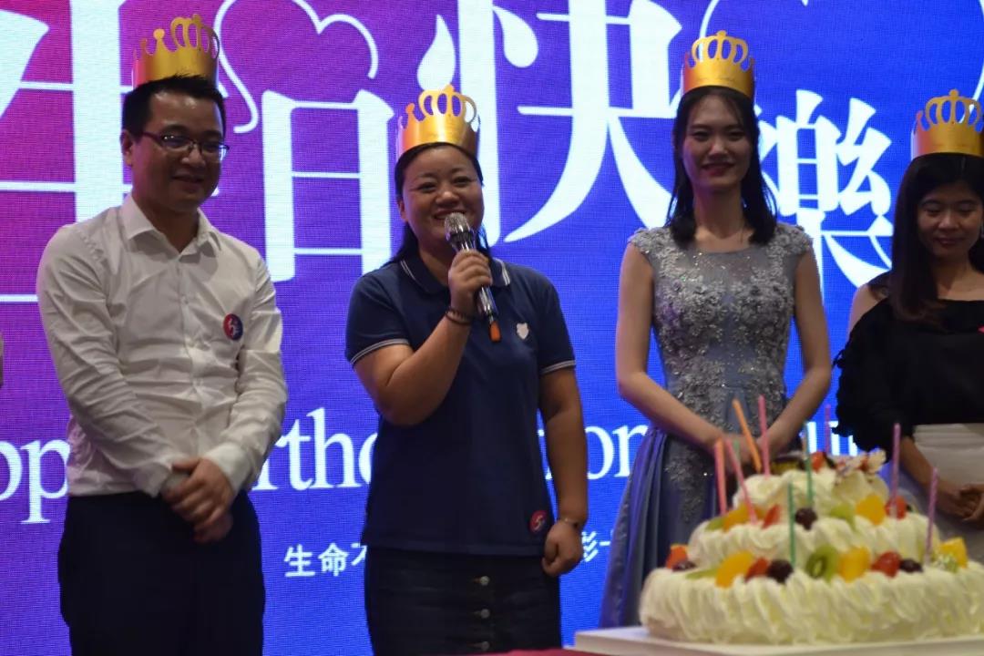 創(chuàng)綠家環(huán)保2018年中工作會議暨5周年慶典圓滿結(jié)束！