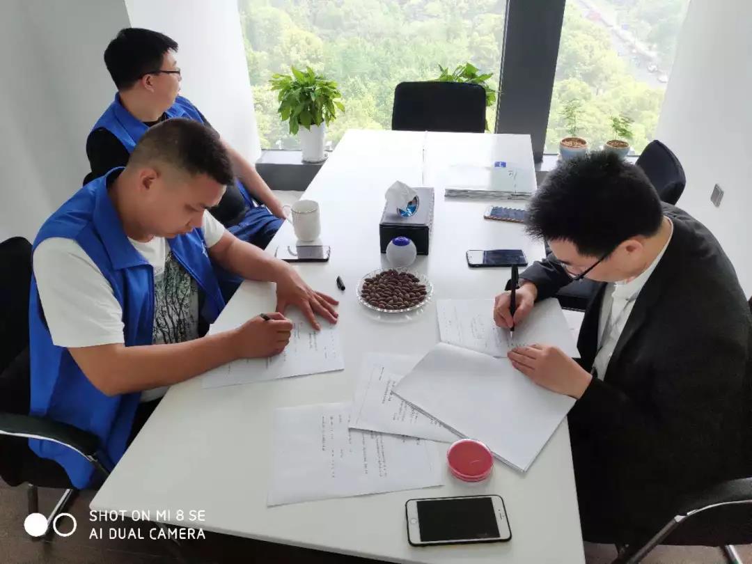 熱烈祝賀劉總、夏總簽約創(chuàng)綠家河南省安陽(yáng)市縣級(jí)代理！