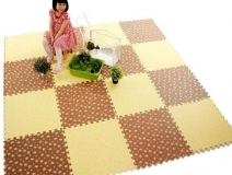 為什么寶寶塑料地墊有異味？