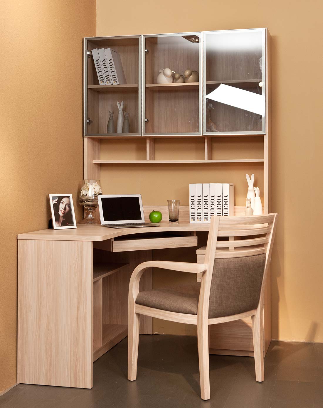 不懂得裝修后除甲醛讓書桌超標，引起孩子厭學！